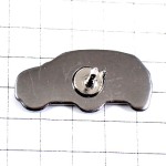 ピンバッジ・クーペ赤い車ツードア