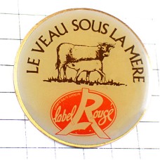 ピンバッジ・お母さん牛と子牛ウシ