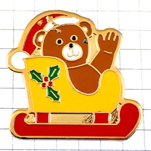 ピンバッジ・クリスマスのソリ熊のぬいぐるみ贈り物 CHRISTMAS NEW-YEAR TEDDY-BEAR