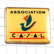 ピンバッジ・パリのセーヌ川の帆船ボート ピンバッジ・パリのセーヌ川の帆船ボート