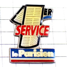 ピンバッジ・パリジャン新聞紙１番 LE-PARISIEN PARIS FRANCE