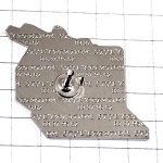 ピンバッジ・黄色い蛇口と木コンピュータ