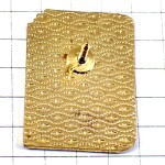 ピンバッジ・金色の本の表紙ゴールド CATALAN FRANCE SPAIN