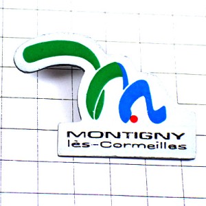 ピンバッジ・アルファベットＭ筆記体