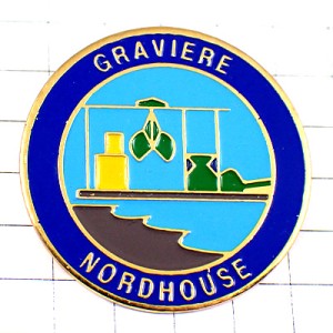 ピンバッジ・建築現場の器具ツール道具 GRAVIERE