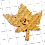 ピンバッジ・カナダ国旗のカエデ四季の緑赤茶色い楓 CANADA FLAG LEAVE COLORS