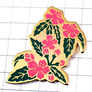 ピンバッジ・ピンク色の花々