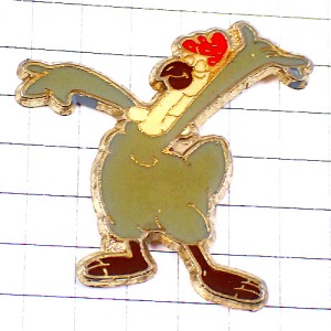 ピンバッジ・ポーズを取るニワトリ鶏