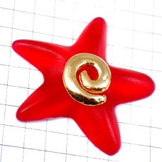 ピンバッジ・赤い星スター海星ヒトデ金色ゴールドの渦巻き STARFISH SAINT-AMOUR FRANCE ピンバッジ・赤い星スター海星ヒトデ金色ゴールドの渦巻き STARFISH SAINT-AMOUR FRANCE
