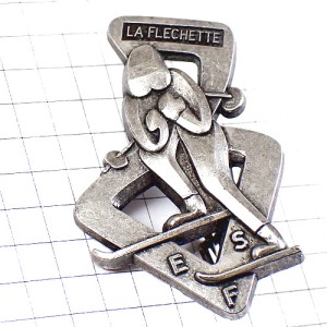 ブローチ・スキー学校シルバー銀色