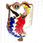ブローチ・パリジェンヌ踊り子ダンサー足を高く上げる女の子ライオンズクラブＬ FRENCH-CANCAN LIONS-CLUB 103-FRANCE BROOCH