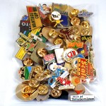 フランス ピンズ 雑貨 ヴィンテージ ピンバッジまとめて50個セット まとめ売り 大量 フレンチ ビンテージ 広告 牛チケット競馬など