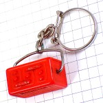 キーホルダー・赤いバッテリー車 BAROCLEM BATTERY FRANCE
