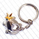 キーホルダー・金色の王冠カエル蛙シルバー銀色