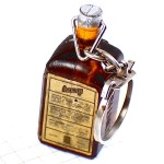 キーホルダー・コワントロー酒瓶ボトル COINTREAU BOTTLE FRANCE
