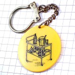 キーホルダー・ウイスキーやワインなど飲み物のカート