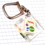 キーホルダー・トータル石油の白い缶ブルボン社製 TOTAL FRANCE