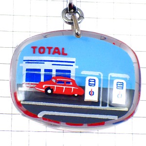 キーホルダー・赤い車トタル石油の給油機ブルボン社製 TOTAL CITROEN-DS BOURBON MOBILE FRANCE