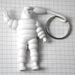 キーホルダー・ミシュラン社ビバンダムくんビブ車タイヤ BIBENDUM MICHELIN FRANCE