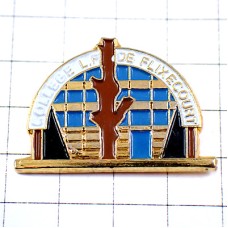 ピンバッジ・茶色い木の幹コレージュ中学校 FLIXECOURT COLLEGE FRANCE