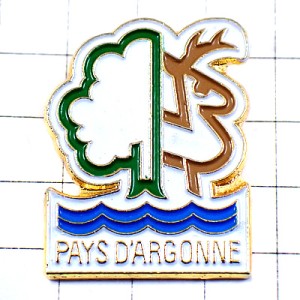 ピンバッジ・鹿と緑の木アルゴン