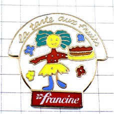 ピンバッジ・お菓子フルーツタルト女の子 FRANCINE FLOUR FRANCE ピンバッジ・お菓子フルーツタルト女の子 FRANCINE FLOUR FRANCE