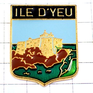 ピンバッジ・中世の要塞の紋章ユー島 ピンバッジ・中世の要塞の紋章ユー島