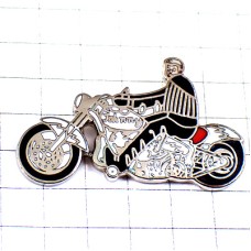 ピンバッジ・大型バイク二輪ジョニーアリデイ歌手オートバイ JOHNNY-HALLYDAY ROCK&ROLL BIKER