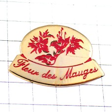 ピンバッジ・赤い花々