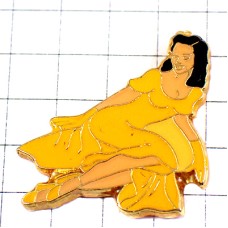 ピンバッジ・ベル美女と野獣ディズニープリンセス映画 BELLE BEAUTY-AND-THE-BEAST PRINCESS DISNEY