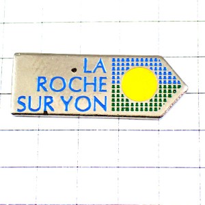 お買得ピンバッジ・ピンズ・太陽と右向き矢印