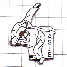 ピンバッジ・柔道クラブ背負投げ