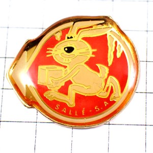 ピンバッジ・白い箱を運ぶウサギ兎うさぎ