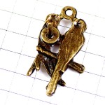 ピンバッジ・小鳥たちブロンズ色アンティーク真鍮色