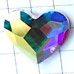 ピンバッジ・スワロフスキーハート型クリスタルABオーロラ虹色