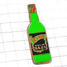 ピンバッジ・キウイのお酒ボトル瓶一本 KIWI DAMA-DE-BAZA SPAIN