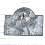 ピンバッジ・住所表記の看板に電話番号