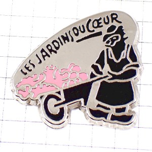 ピンバッジ・庭仕事ガーデニング一輪車