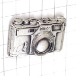 ピンバッジ・ニコンS3カメラ写真一眼レフ撮影シルバー銀色 NIKON NIKON-S3 JAPAN