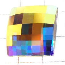 ピンバッジ・スワロフスキー正方形クリスタル