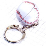 キーホルダー・野球ベースボール白い球