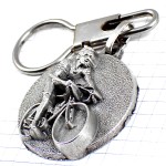 キーホルダー・自転車サイクリング銀色シルバー
