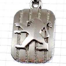 キーホルダー・プジョー車ライオンのロゴ銀色シルバーエンブレム