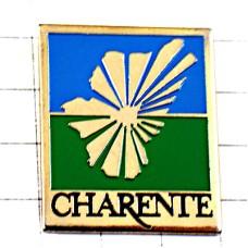 ピンバッジ・緑色シャラント県の地図型 CHARENTE DEPARTEMENT MAP FRANCE