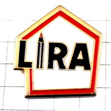 ピンバッジ・エンピツの「Ｉ」アイ赤い家アルファベット赤鉛筆