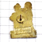 ピンバッジ・民族衣装のカップル二人ダンサー民族舞踊アンドラ公国