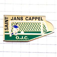 ピンバッジ・サッカー選手ゴール前 ピンバッジ・サッカー選手ゴール前