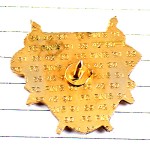 ピンバッジ・旗や木や人の紋章 GEMENOS FLAG ST-ELOI FRANCE