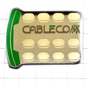 ピンバッジ・緑色の電話の受話器ケーブルコム