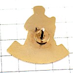 ピンバッジ・ボリーマヌー酒樽の上でワインを飲むボルドー産 BORIE-MANOUX BORDEAUX FRANCE ピンバッジ・ボリーマヌー酒樽の上でワインを飲むボルドー産 BORIE-MANOUX BORDEAUX FRANCE